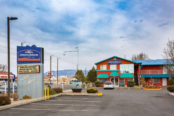 Sandia Peak Inn, a Howard Johnson by Wyndham image 7